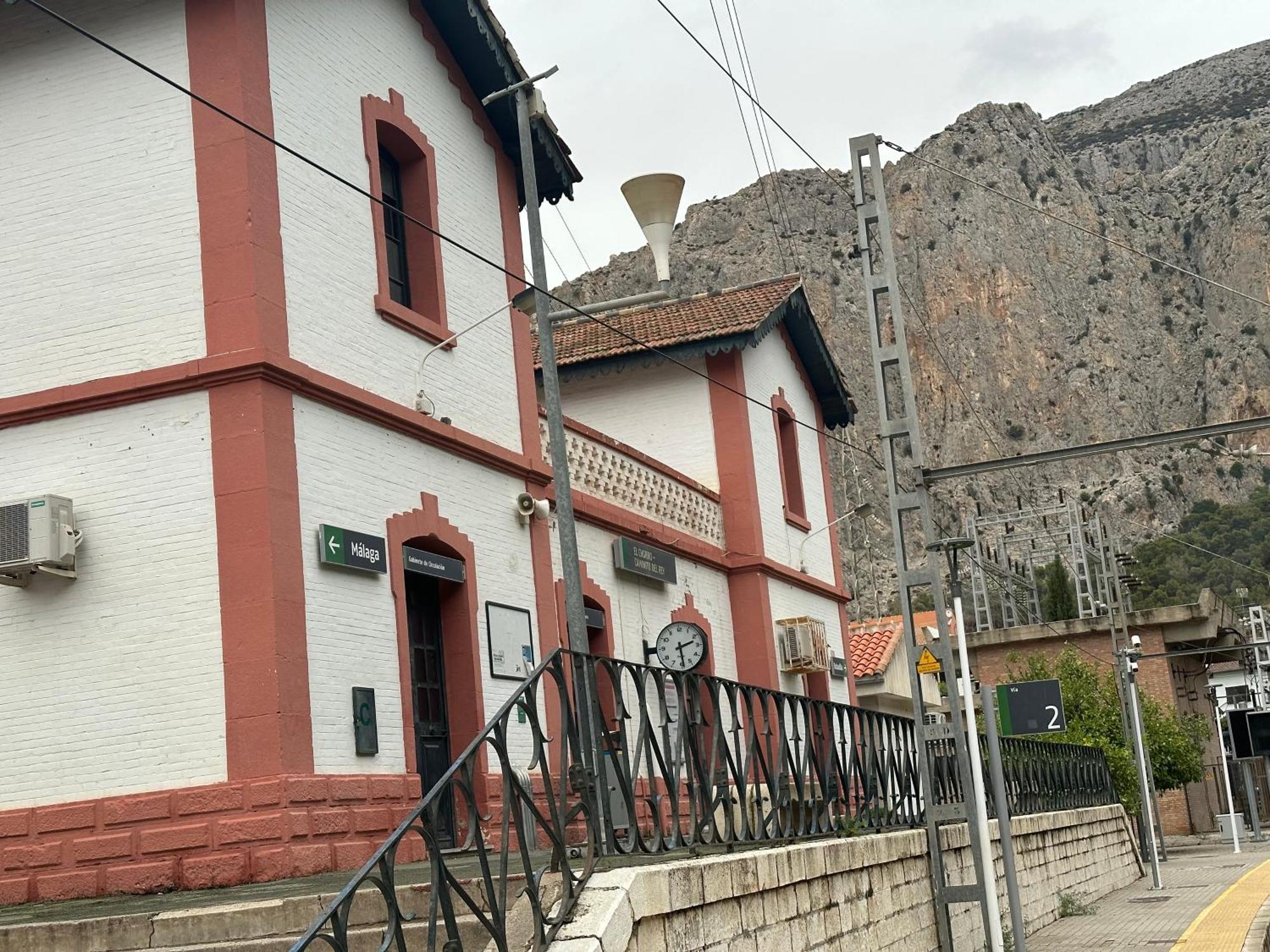 Mirasierrahome... Tu Hogar De Vacaciones! Alora Bagian luar foto