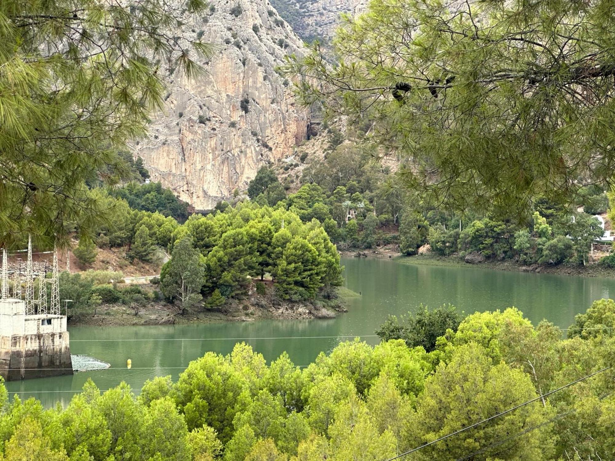 Mirasierrahome... Tu Hogar De Vacaciones! Alora Bagian luar foto